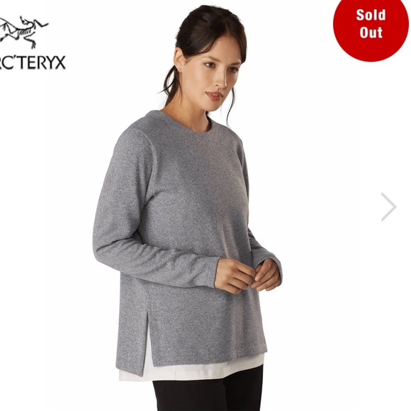 Arc’teryx Laina Sweater in Charcoal Gray - Picture 4 of 6